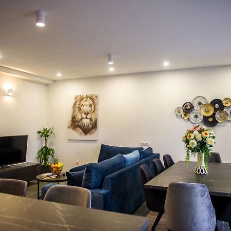 Apartment Lux Elba Kaštela Exteriör bild