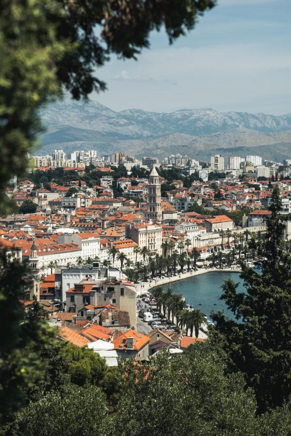 Apartment Lux Elba Kaštela Exteriör bild